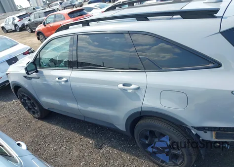 2024 Kia Sorento X-Line Sx z USA, uszkodzony, nr VIN 5XYRKDJF7RG301688